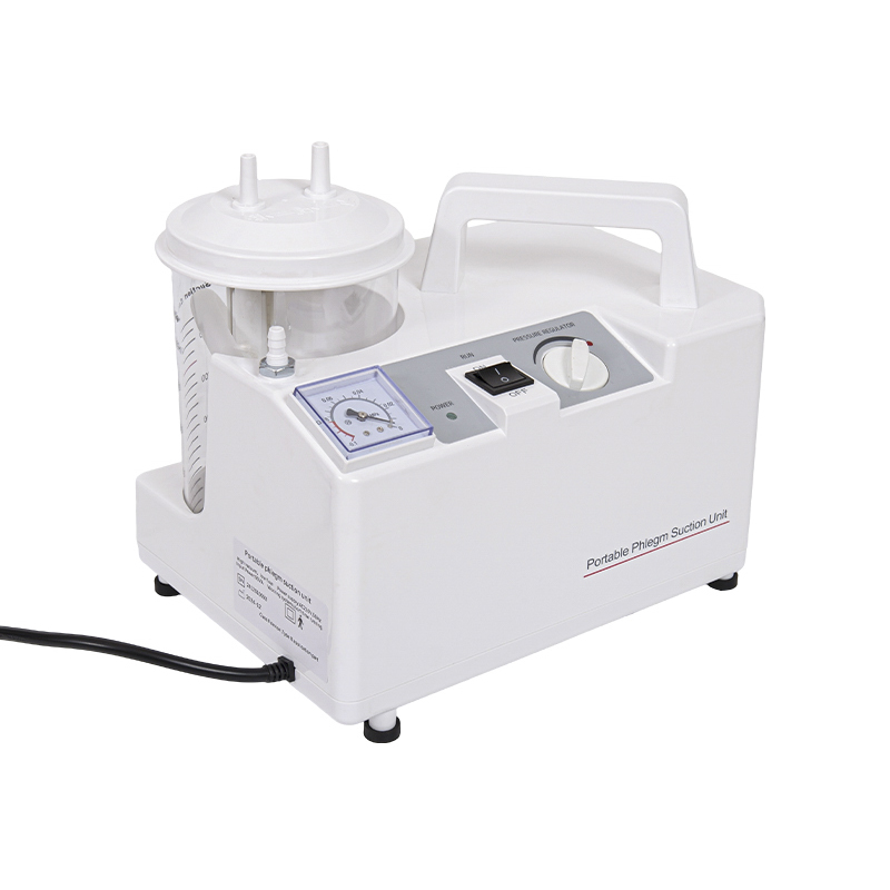 Aparat electric portabil de aspirare Aparat electric portabil de aspirare